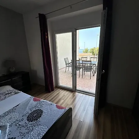 Apartament Mare